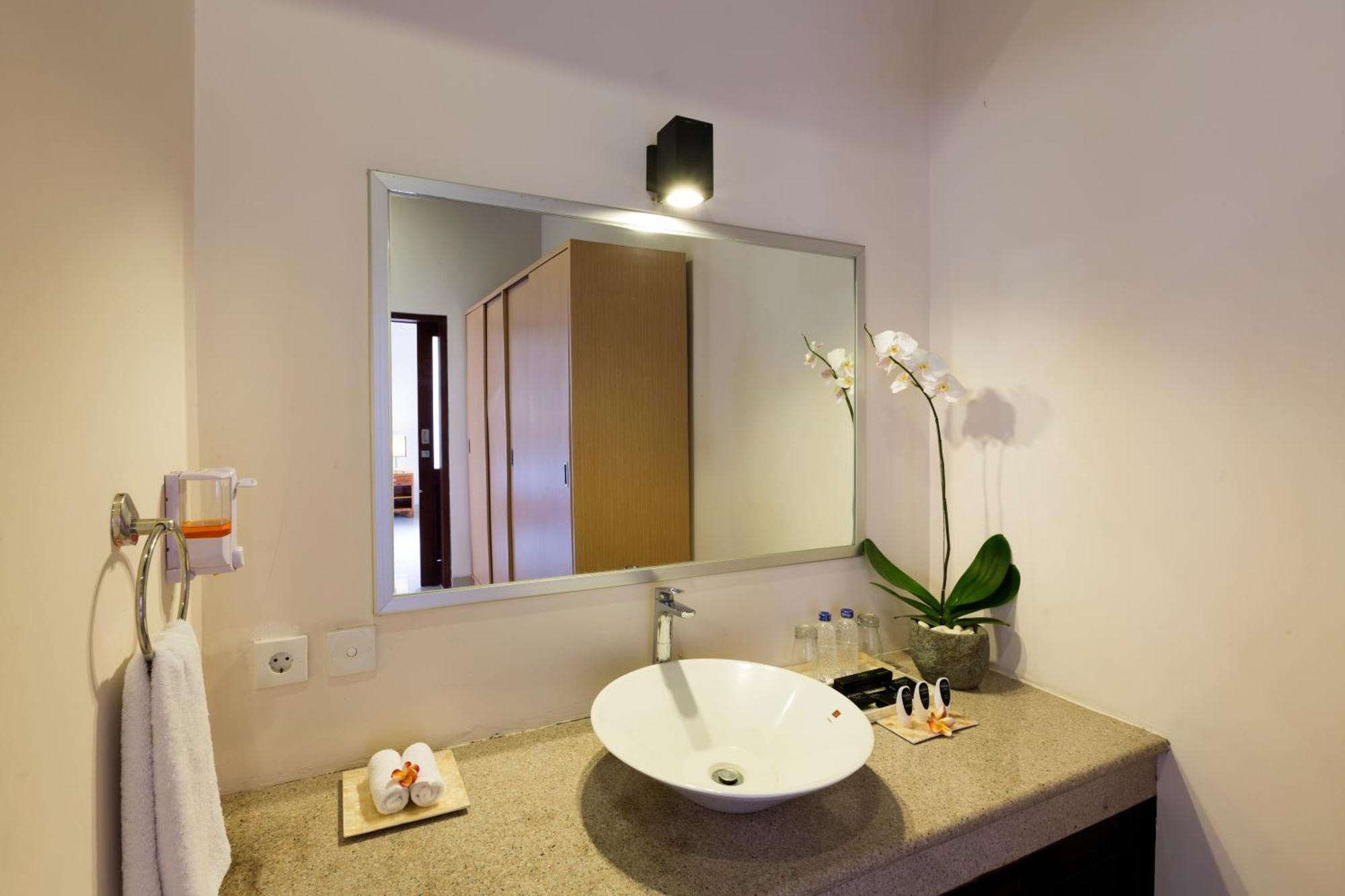 Kubal Villa And Living Seminyak Canggu Zewnętrze zdjęcie